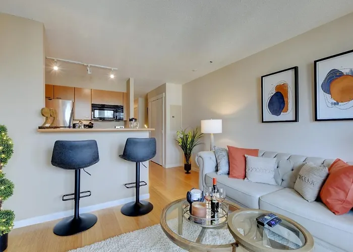 The Astoria Nook